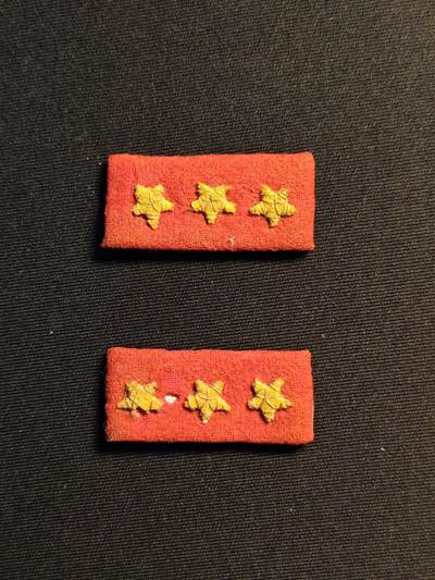 东亚欧洲主题杂货徽章勋章拍卖⑩ （五一大拍350+） 日本上等兵领章