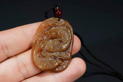 上海都达杂项专场103【全场包邮】  天然和田玉精雕《莲年有鱼》挂件71-258