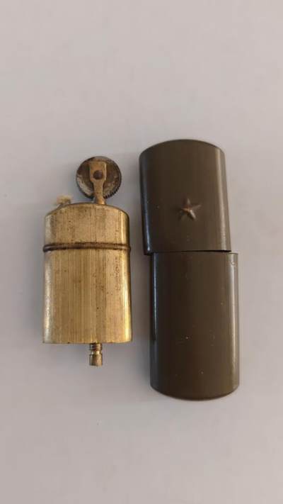 东亚欧洲主题杂货徽章勋章拍卖⑩ （五一大拍350+） 日军打火机一个（日军遗物袋里开出来的）图五仅补充不包含在内、第七师团第步兵27联队,应该是死在诺门槛坎了，名字中村越后，住北海道常吕郡端野村）