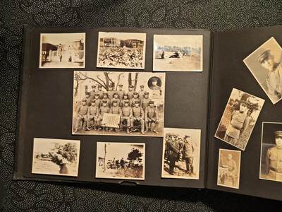 东亚欧洲主题杂货徽章勋章拍卖⑩ （五一大拍350+） 日军相册一本 大量军队照片 战马武器军舰东乡合影 大约200张 （此处出价）