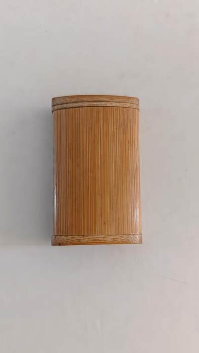 东亚欧洲主题杂货徽章勋章拍卖⑩ （五一大拍350+）  日军竹制药盒小物件 （日军遗物袋里开出来的）