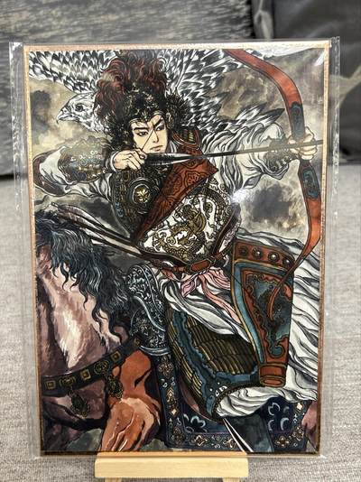 喜灰玩卡拍卖第八期，接拍品0佣金，欢迎送拍，释放现金流，让自己有资金可以购买更多喜欢的卡牌，让别的卡友能淘到更多心仪的卡牌 【亲签】亿条虫老师 亲签  花容 色纸 1.8cmX21cm