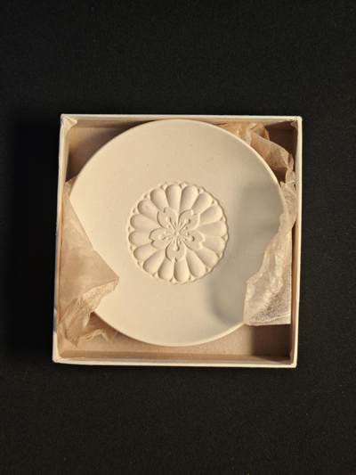 东亚欧洲主题杂货徽章勋章拍卖⑩ （五一大拍350+） 靖国神社“合祀纪念”神杯 （勿忘国耻）