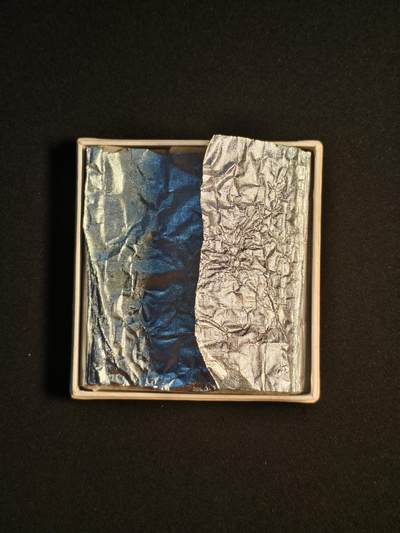 东亚欧洲主题杂货徽章勋章拍卖⑩ （五一大拍350+） 日本战时天皇御赐烟 极其少见