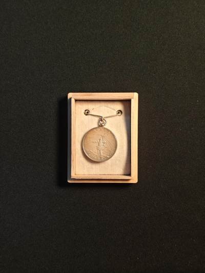 东亚欧洲主题杂货徽章勋章拍卖⑩ （五一大拍350+） 日本大正第一次国势调查章  纯银7g左