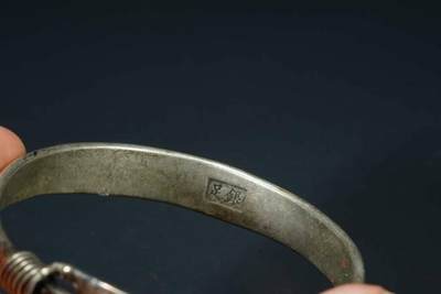 上海都达杂项专场103【全场包邮】  镀银刻花活口手镯71-313