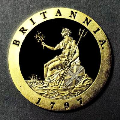 长老汇马年精选第十九场拍卖 珍惜！英国1797车轮一便士后铸致敬版，顶级精制工艺，无铅黄铜镀24K金，发行量仅几百枚（本枚无真空包装）