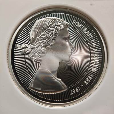 【德藏】世界币章拍卖第171期（拍品征集中~欢迎藏友联系） 2026年 英国“女王肖像系列”首版伊丽莎白二世头像加厚5英镑精制纪念银币 NGC PF69UC 镜面十足 加厚盒封装