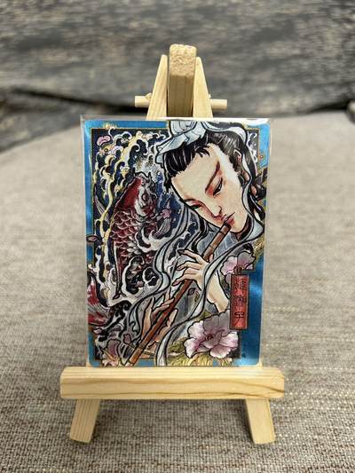 喜灰玩卡拍卖第八期，接拍品0佣金，欢迎送拍，释放现金流，让自己有资金可以购买更多喜欢的卡牌，让别的卡友能淘到更多心仪的卡牌 卡德曼 不二猿老师绘 韩湘子 折光