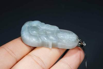 上海都达杂项专场103【全场包邮】  天然和田玉精雕《观音》挂件73-141