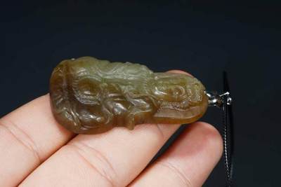 上海都达杂项专场103【全场包邮】  天然和田玉精雕《观音》挂件71-257