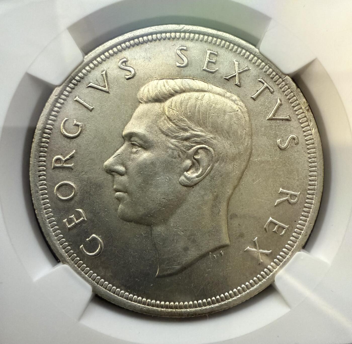 【周六 19:30】乾藏阁外国银币专场・裸币 / 评级币 + 银章铜章 保真包老 【NGC MS63】南非 1952 年开普敦建城 300 周年 5 先令银币 乔治六世帆船银币