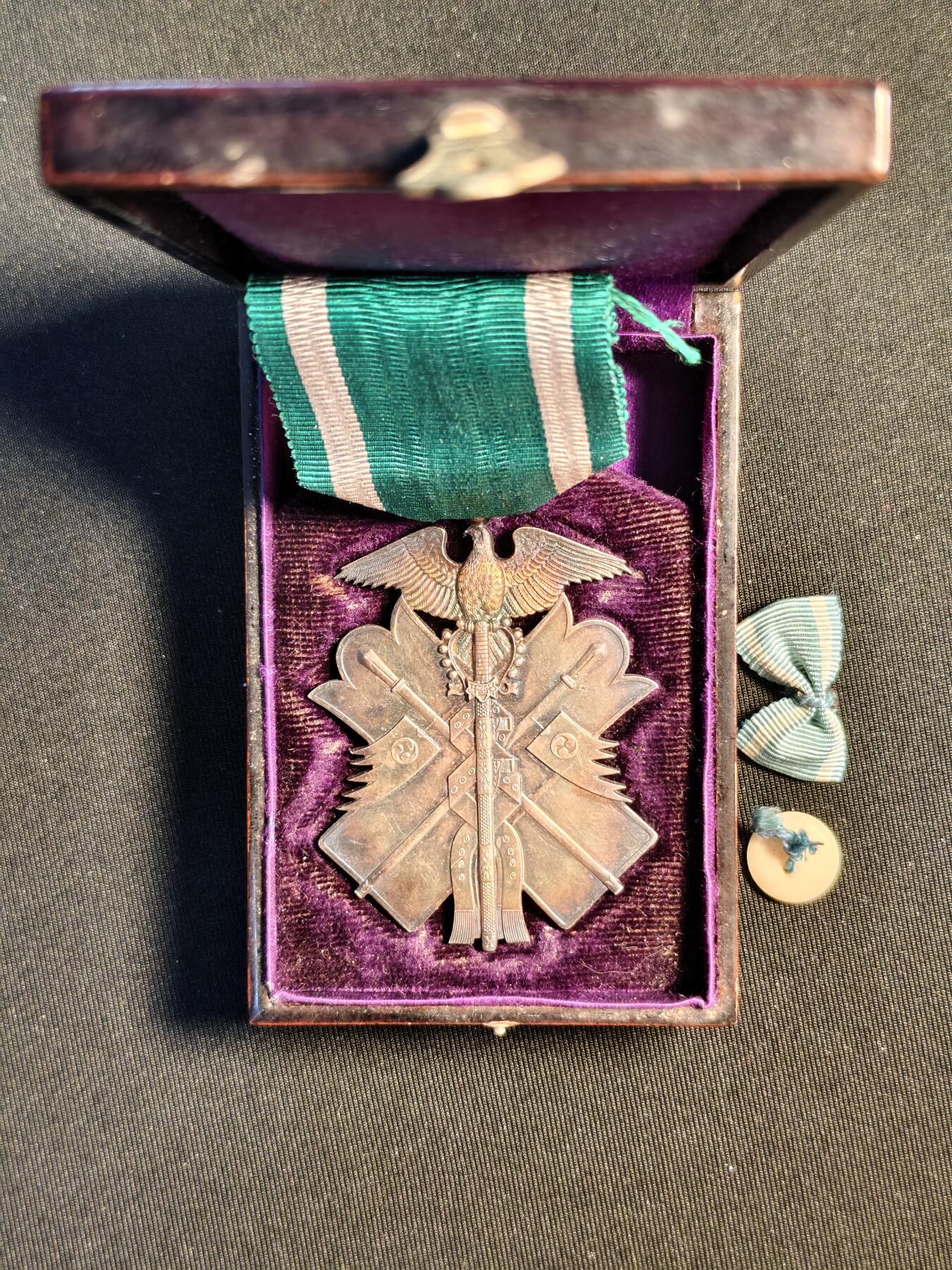 东亚欧洲主题杂货徽章勋章拍卖⑩ （五一大拍350+）