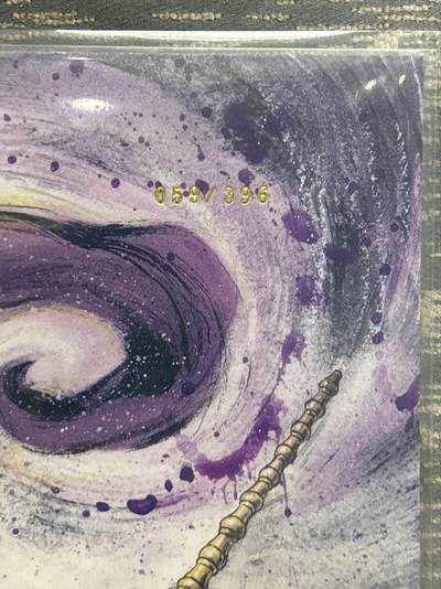 喜灰玩卡拍卖第八期，接拍品0佣金，欢迎送拍，释放现金流，让自己有资金可以购买更多喜欢的卡牌，让别的卡友能淘到更多心仪的卡牌 【A4限编】 百里 港漫水浒 夏伟义老师绘 呼延灼 A4大卡 限编059/396编 折光粗闪