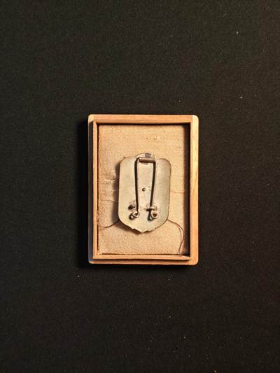 东亚欧洲主题杂货徽章勋章拍卖⑩ （五一大拍350+） 日本在乡军人会会员章巨大尺寸带原盒