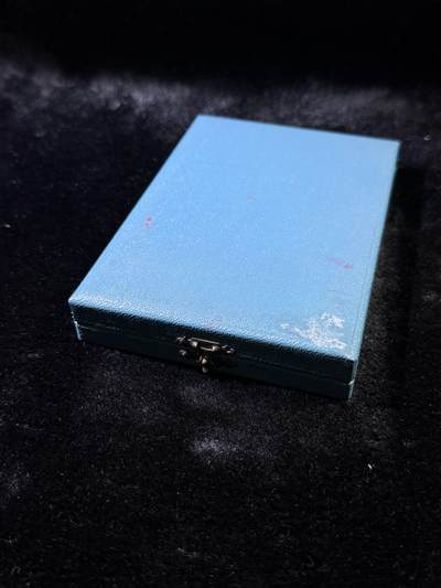 戎马世界章牌大赏第115期 匈牙利和平功绩奖章，授予参与维和行动的匈牙利军人