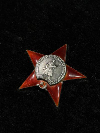 戎马世界章牌大赏第115期 苏联红星勋章，号段2829276，有档案，授予红海军副排长，在斯大林格勒拖拉机厂战斗负伤