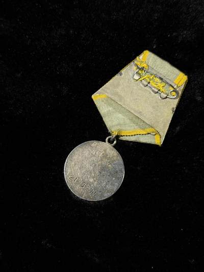 戎马世界章牌大赏第115期 苏联战功奖章，号段2128281，有档案