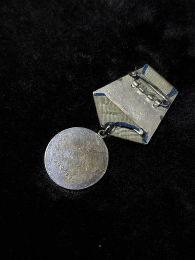 戎马世界章牌大赏第115期 苏联勇敢奖章，号段2043908，有档案