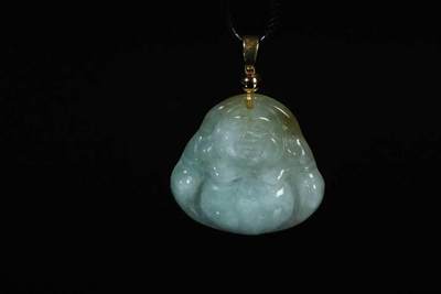 上海都达杂项专场103【全场包邮】  天然冰糯种翡翠（A货）精雕《佛公》挂件73-156