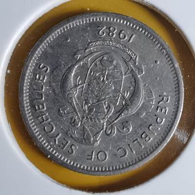 沼泽如烟--第1068场 塞舌尔1982年25分