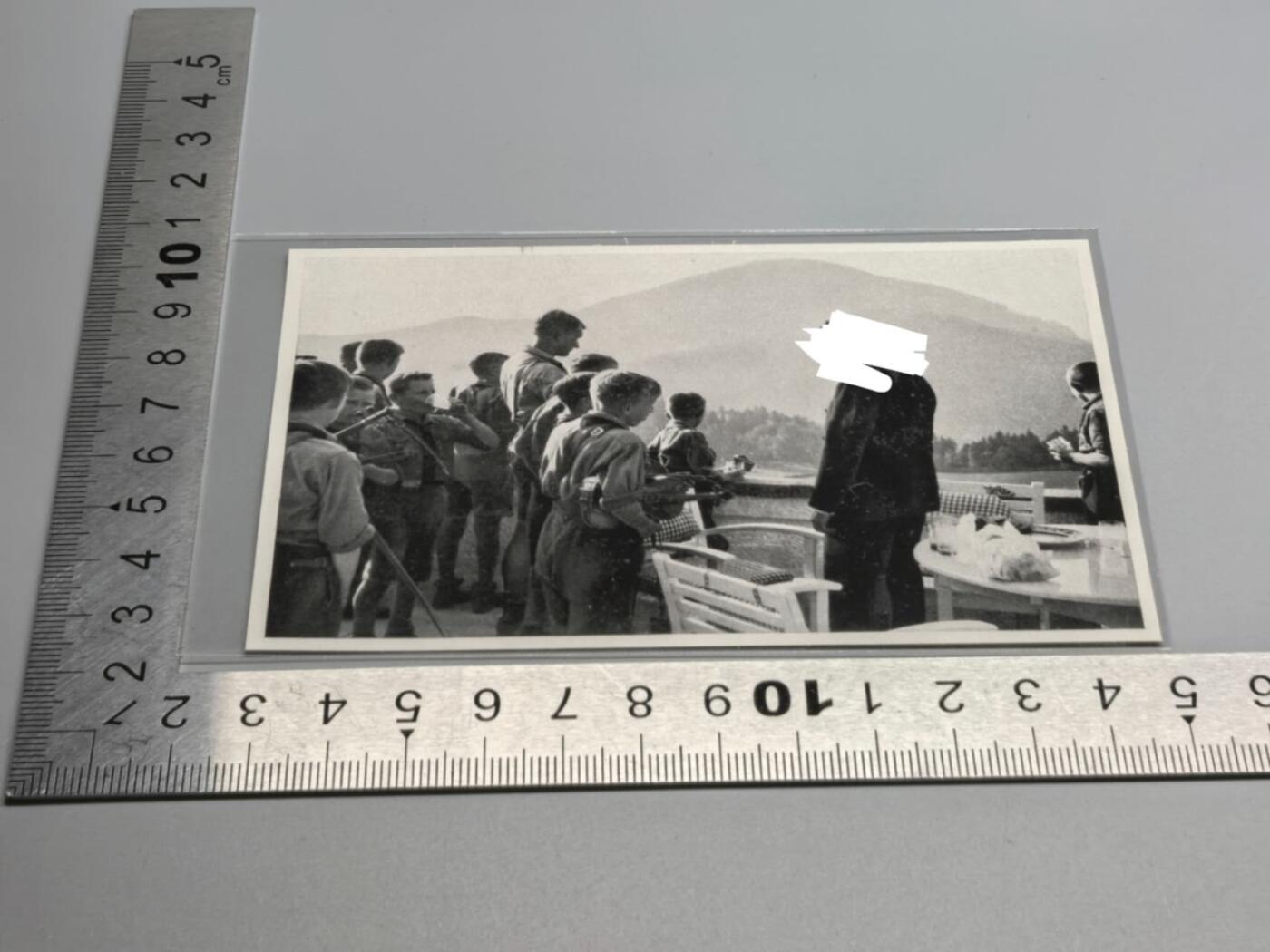 小驴勋章奖章收藏4月25日周六晚六点拍卖（珍爱和平，收藏战争，铭记历史，勿忘国耻，忠党爱国。有偿代拍，送拍规则在简介最后，参拍须阅读规则后再参拍，关系到运费包装发货时效真假辨别等关键信息，拍卖时不再发原图，看大图店主微信码在拍卖店铺介绍里或者找我要）