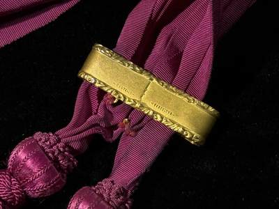 戎马世界章牌大赏第115期 西班牙内战胜利绶带，1940设立，授予西班牙国民军陆军高级军官