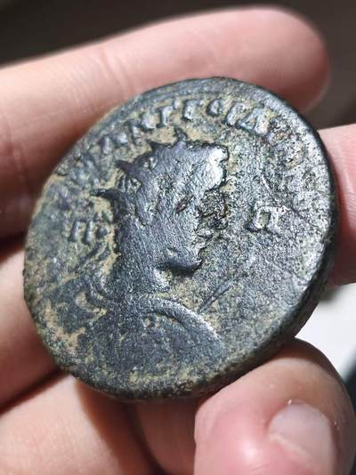 星盘世界钱币 5.2年度精品币大拍 一周年抽奖活动 超大重铜币27.4g！戈尔迪安戎装芒冠 背面皇帝骑马猎狮图 非常有趣的一枚 铭文能看出M ANTΓOPΔIANOC 东方行省造币的大型铜币