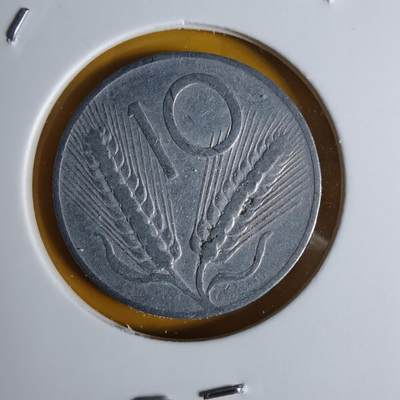 沼泽如烟--第1068场 意大利1952年10里拉