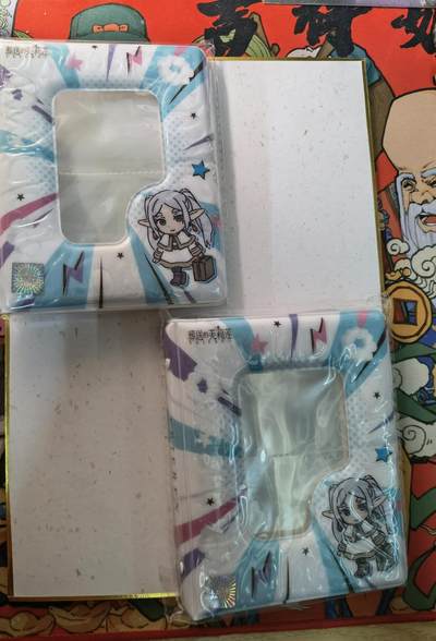 蜂潮卡牌  拍卖003期  0佣收拍（4月26日  21点  截拍） 卡游  两宫卡册  五本  （只有卡册，无赠卡）