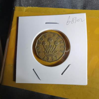 沼泽如烟--第1068场 英国1937年3便士