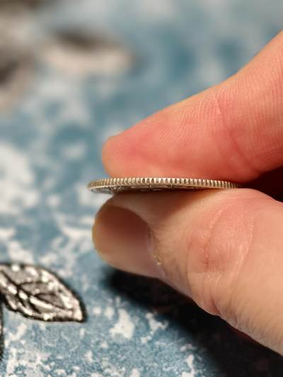 抚柳草堂-第二十八期章牌钱币  奖章勋章 满百包邮 放漏专场 1923法属印支坐洋20分银币  重5.4g 带底光细节丰富