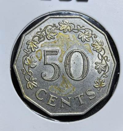 外国优质老铜币纪念币银币专场，周六晚上九点倒数截拍，满百包邮，节前出差在外，5月3日统一发货,可寄存半年，喜欢朋友微信扫描二维码可直接参拍 马耳他独立1972年50分。背面 “马耳他三女神” 为国家象征，设计融合英殖民遗产与本土文化，是马耳他独立初期货币体系的典型代表。