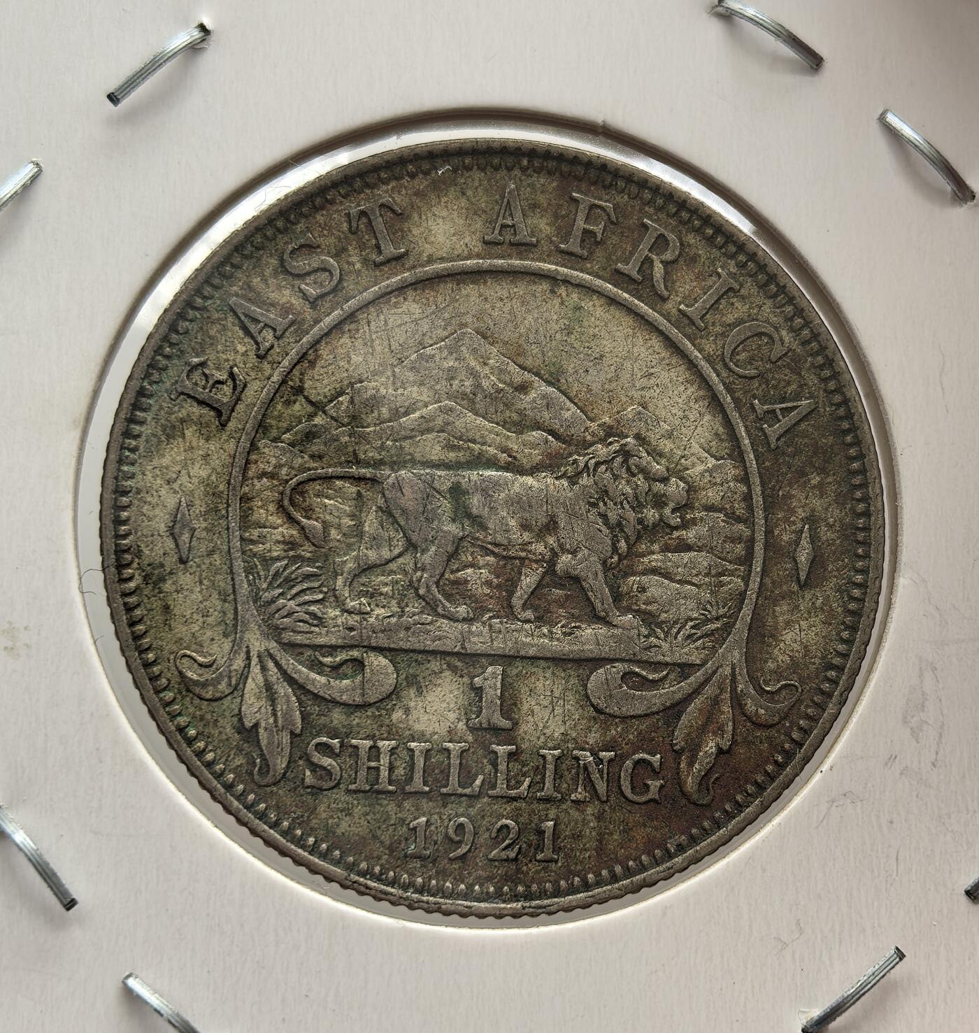 外国优质老铜币纪念币银币专场，周六晚上九点倒数截拍，满百包邮，节前出差在外，5月3日统一发货,可寄存半年，喜欢朋友微信扫描二维码可直接参拍