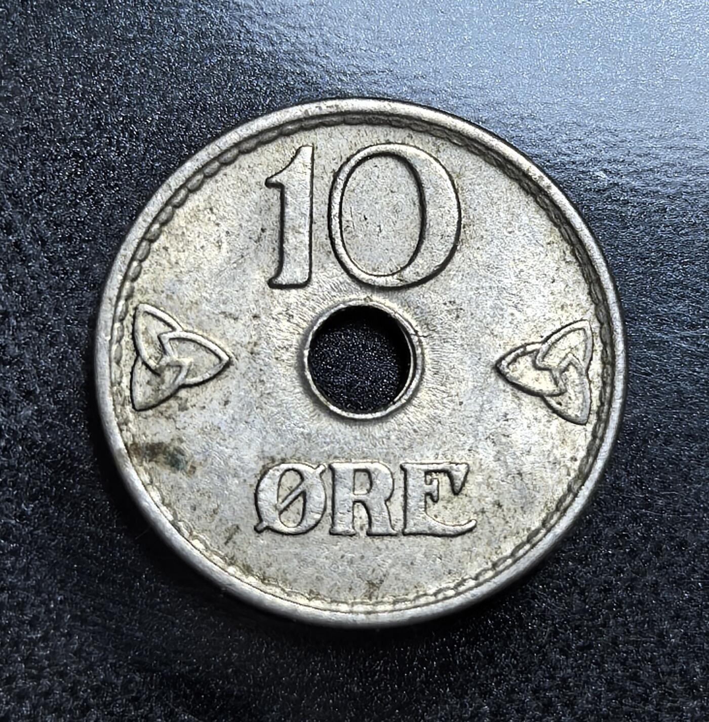 外国优质老铜币纪念币银币专场，周六晚上九点倒数截拍，满百包邮，节前出差在外，5月3日统一发货,可寄存半年，喜欢朋友微信扫描二维码可直接参拍