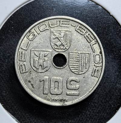 外国优质老铜币纪念币银币专场，周六晚上九点倒数截拍，满百包邮，节前出差在外，5月3日统一发货,可寄存半年，喜欢朋友微信扫描二维码可直接参拍 比利时1938年10分，采用双语标注与三地区纹章，是两次世界大战间的产物，见证了比利时在经济危机与二战前夕的动荡时局。