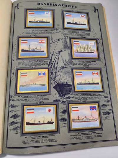 南水社第5次拍卖  魏玛共和国时期 德国Saba烟草出品《Schiffsbilder mit Spezialflaggen》世界各国战舰/商船主题香烟卡收藏册（II.Folge 第二辑） 全套250枚彩色贴画卡完整无缺 含一战德/奥匈/美/英/中/日/法等国海军舰艇及民用船只 附船旗、数据与世界海军地图 20世纪初船舶史