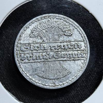 外国优质老铜币纪念币银币专场，周六晚上九点倒数截拍，满百包邮，节前出差在外，5月3日统一发货,可寄存半年，喜欢朋友微信扫描二维码可直接参拍 德国魏玛共和国1921年50芬尼A版，正值恶性通胀初期，背面麦穗与谚语象征农耕传统，是一战后经济崩溃、货币贬值的直接见证。