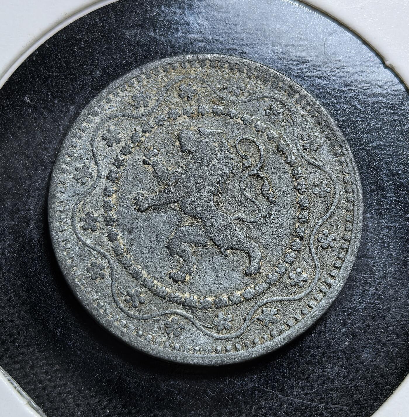 外国优质老铜币纪念币银币专场，周六晚上九点倒数截拍，满百包邮，节前出差在外，5月3日统一发货,可寄存半年，喜欢朋友微信扫描二维码可直接参拍