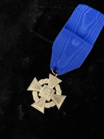 戎马世界章牌大赏第115期 德国二战公务员25年服役奖章