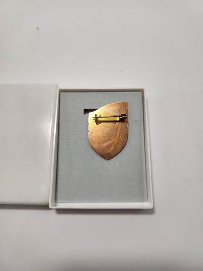 南水社第5次拍卖  东德史塔西（Stasi）20周年服役证章