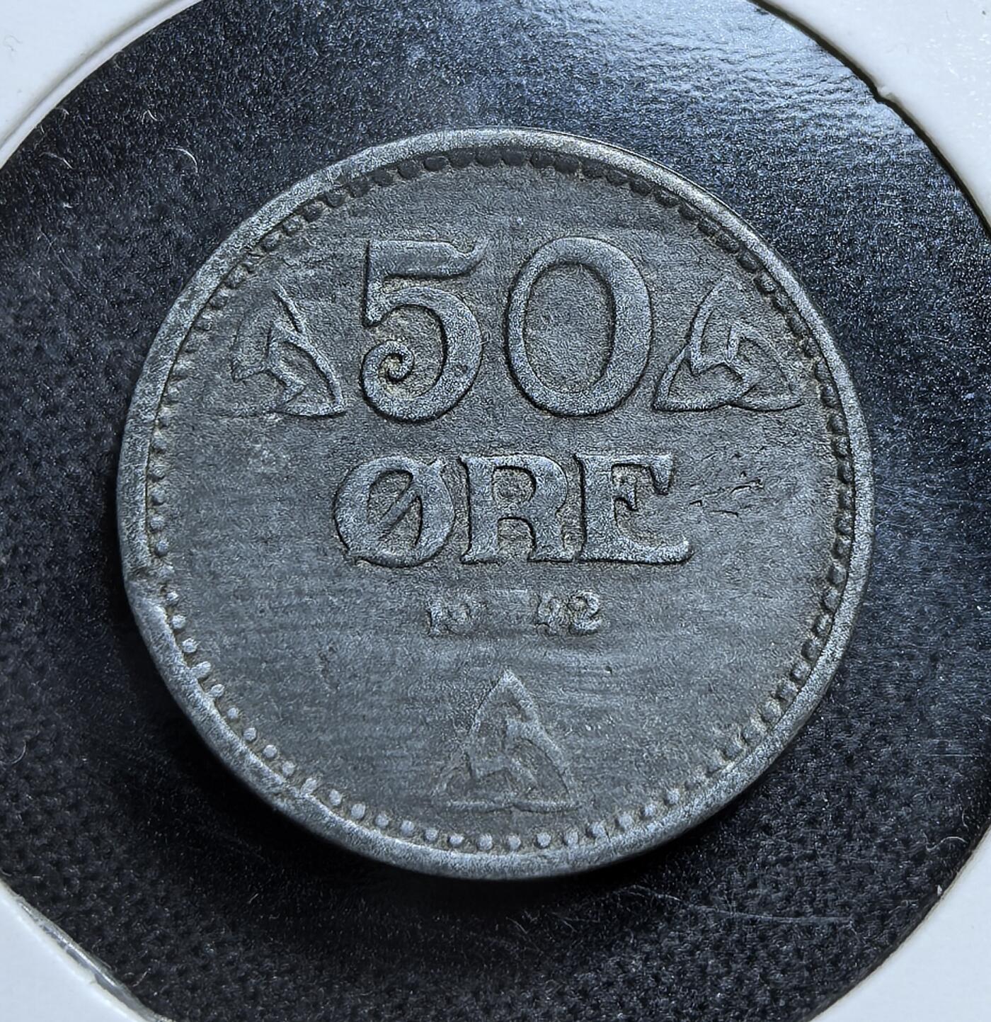 外国优质老铜币纪念币银币专场，周六晚上九点倒数截拍，满百包邮，节前出差在外，5月3日统一发货,可寄存半年，喜欢朋友微信扫描二维码可直接参拍