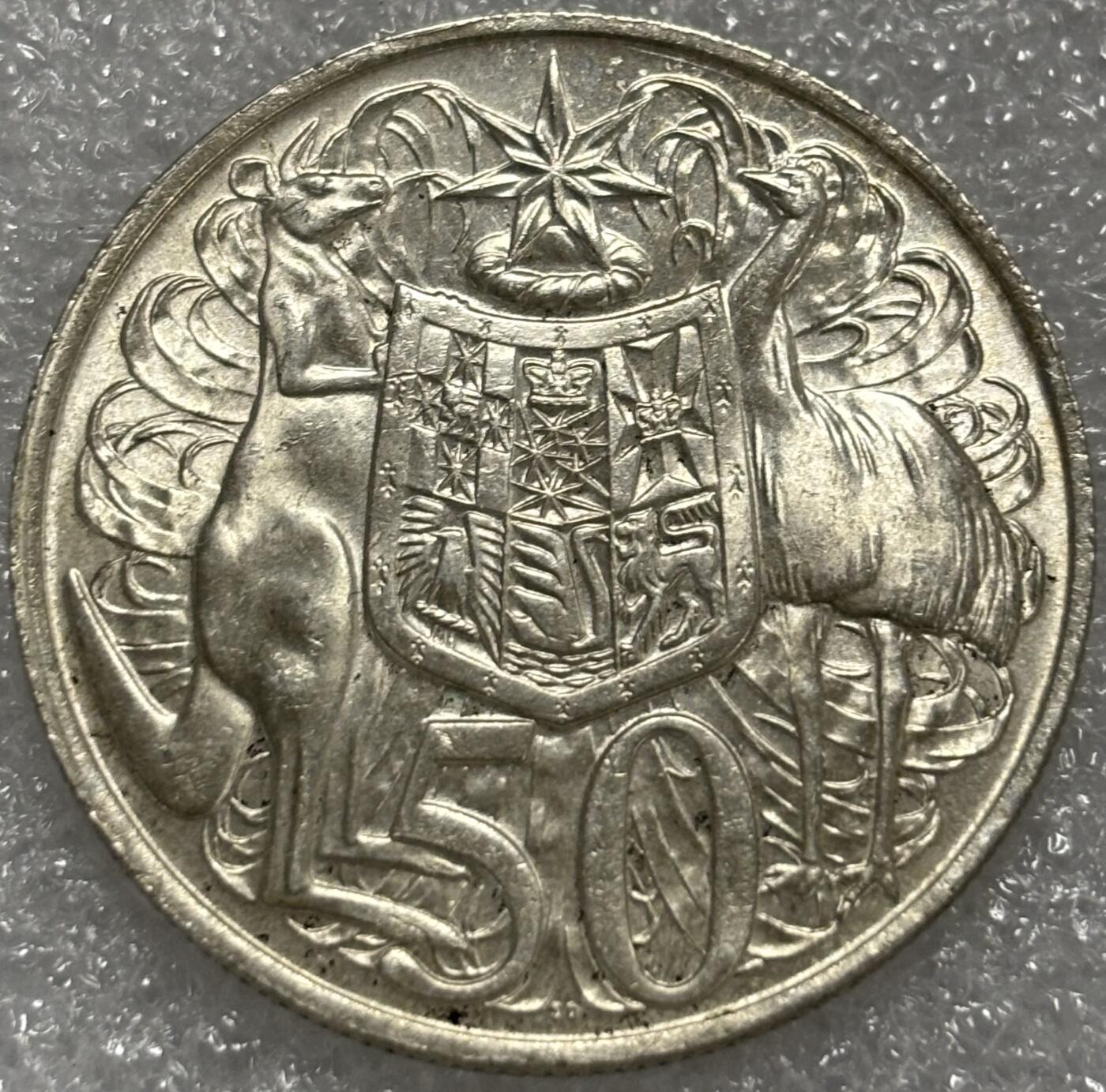 文馨钱币收藏第 302 场，国外回流老铜币，中东阿拉伯地区，拉美等国货币，30 号 1 号二连拍，长期接代拍业务，预计 4 月 4-5 号发货