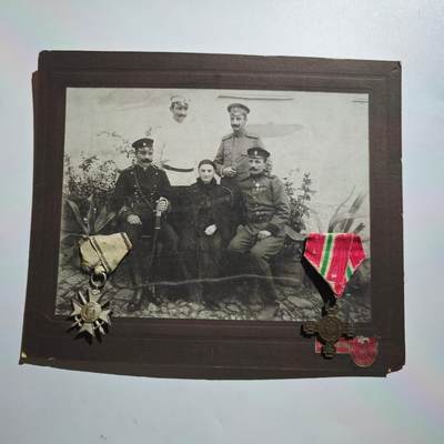 4月26日结束，成斌徽章钱币精品场 保加利亚大军官家族套装 附照片 奖章（均为很少的品种）