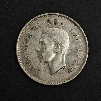 【淘币小摊】实时拍第八百九十八拍   小银币场    每周一统一发货 南非1943年乔治六世3便士银币