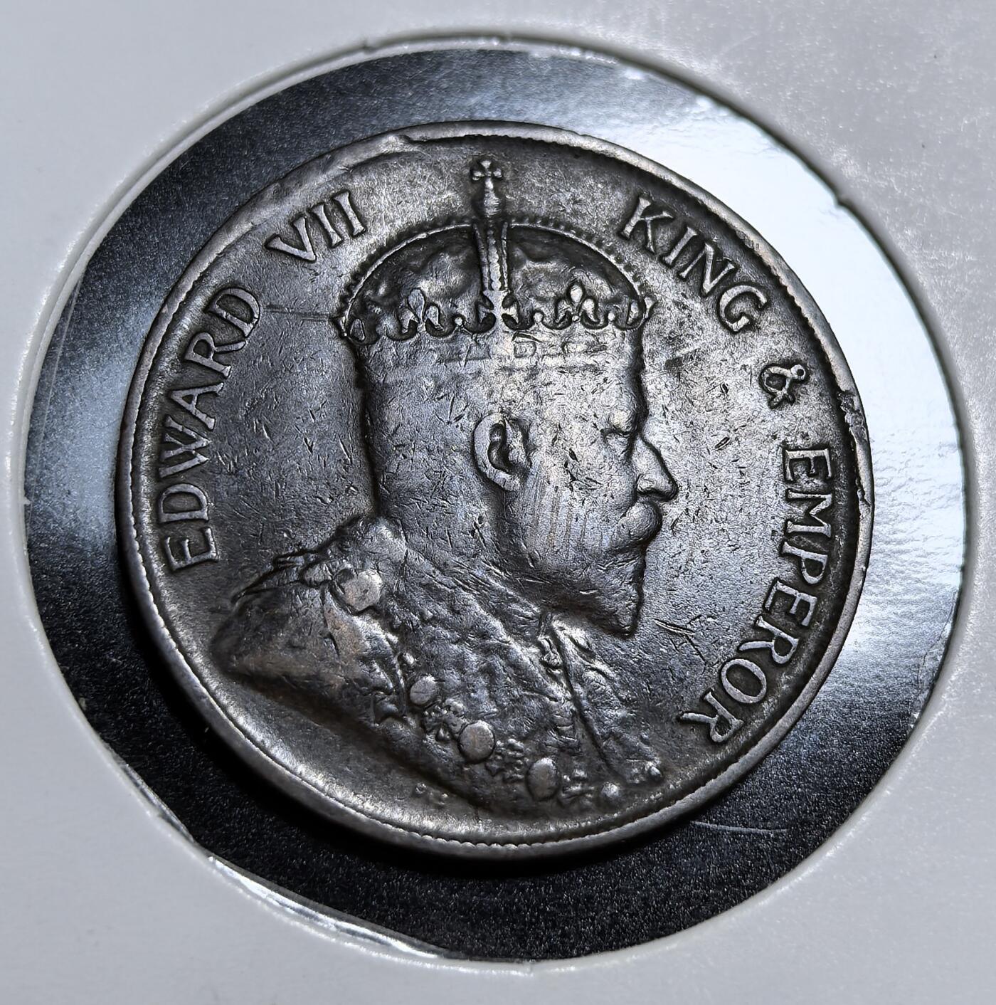 外国优质老铜币纪念币银币专场，周六晚上九点倒数截拍，满百包邮，节前出差在外，5月3日统一发货,可寄存半年，喜欢朋友微信扫描二维码可直接参拍