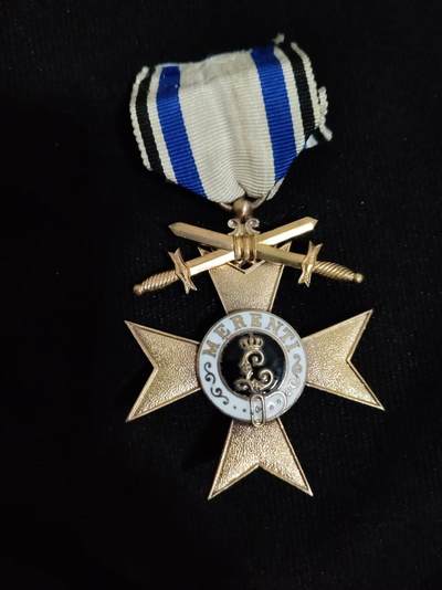 凯旋世界勋赏（第23期）（欢迎送拍）（对拍品有疑问请询问客服，不接受到手刀，出价默认拍品品相。请认真阅读拍卖规则！出价默认已认可！）（收到货请录制开箱视频，无视频概不处理问题。） - 巴伐利亚军事功勋十字mvk1