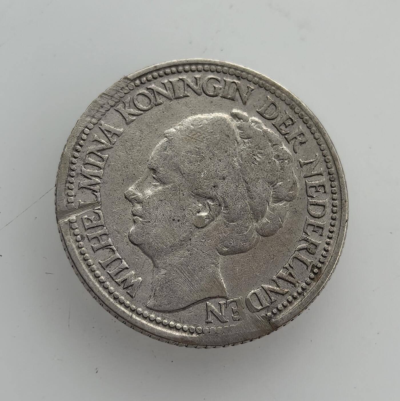 外国优质老铜币纪念币银币专场，周六晚上九点倒数截拍，满百包邮，节前出差在外，5月3日统一发货,可寄存半年，喜欢朋友微信扫描二维码可直接参拍