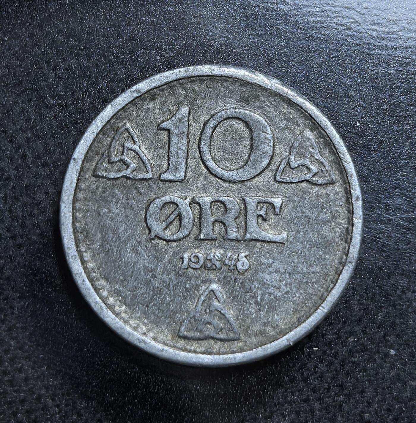 外国优质老铜币纪念币银币专场，周六晚上九点倒数截拍，满百包邮，节前出差在外，5月3日统一发货,可寄存半年，喜欢朋友微信扫描二维码可直接参拍