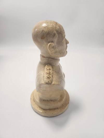 南水社第5次拍卖  日本大正时期 陆军大将乃木希典 陶制半身像 原品